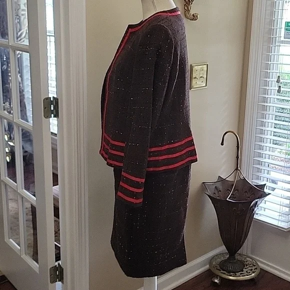 Tara Ryan brown black red textured skirt set red grosgrain ribbon trim 10 EUC - Picture 3 of 9